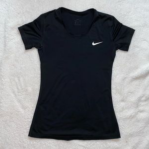 Nike top